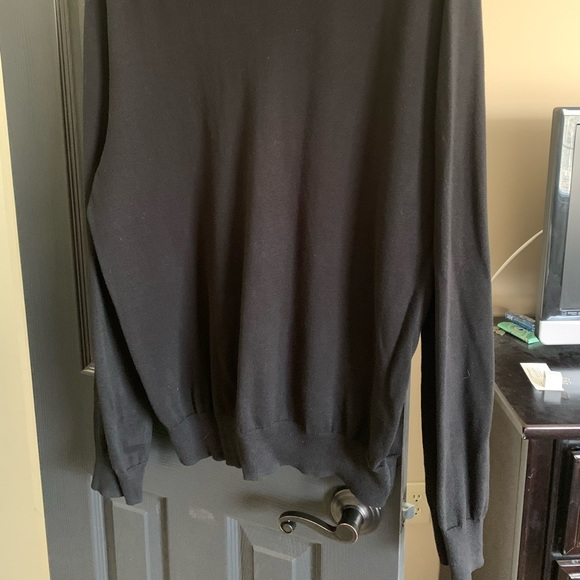 Express sweater - Picture 3 of 3